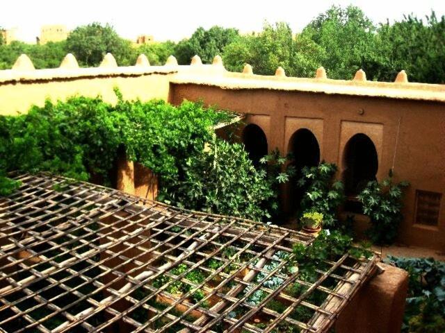 לינה וארוחת בוקר Kelaat-M'Gouna Kasbah Ait Moussa מראה חיצוני תמונה